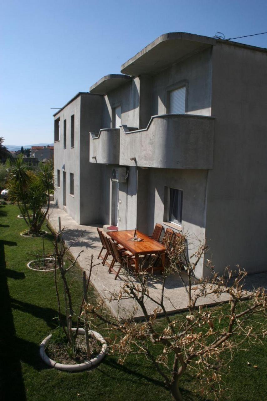 Apartments Ivica Kaštela Exteriör bild